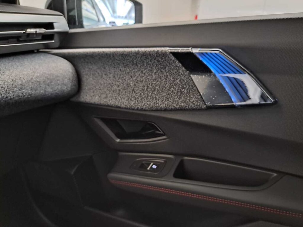 RENAULT CLIO, image 22