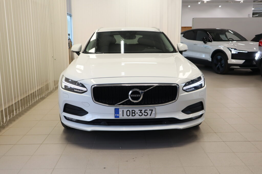 Volvo V90, image 2