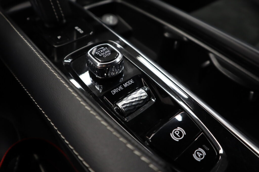 Volvo XC90, image 21