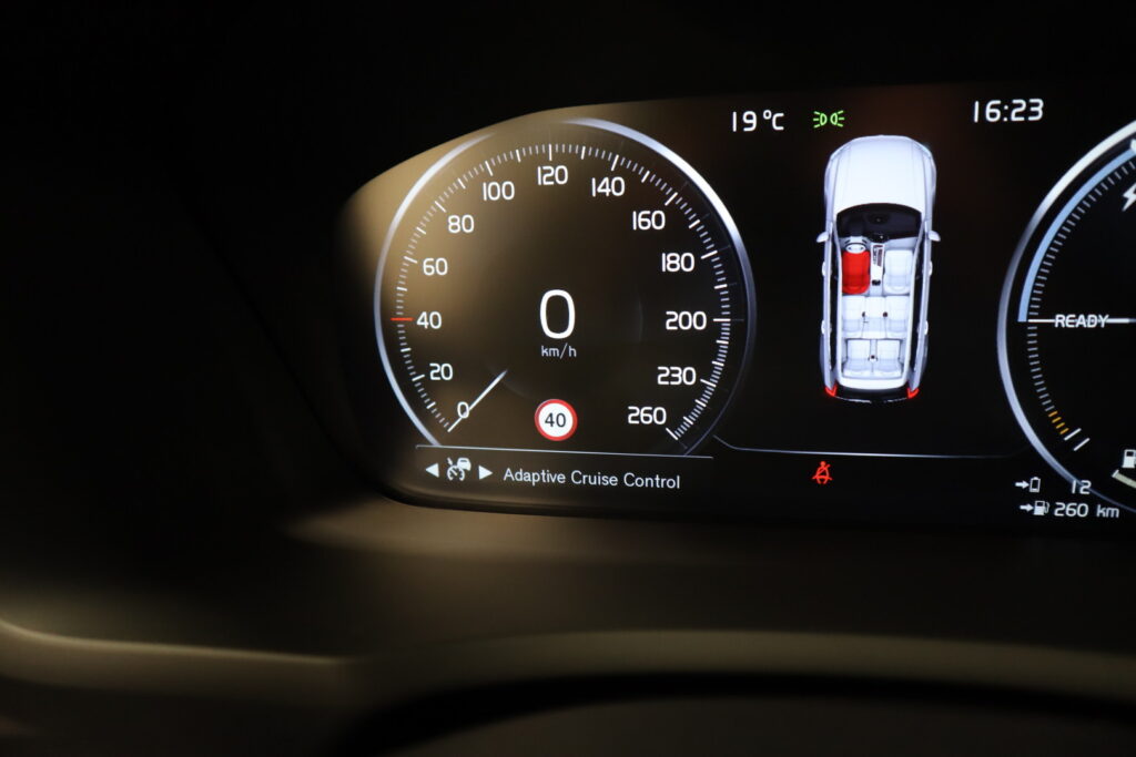 Volvo XC90, image 23