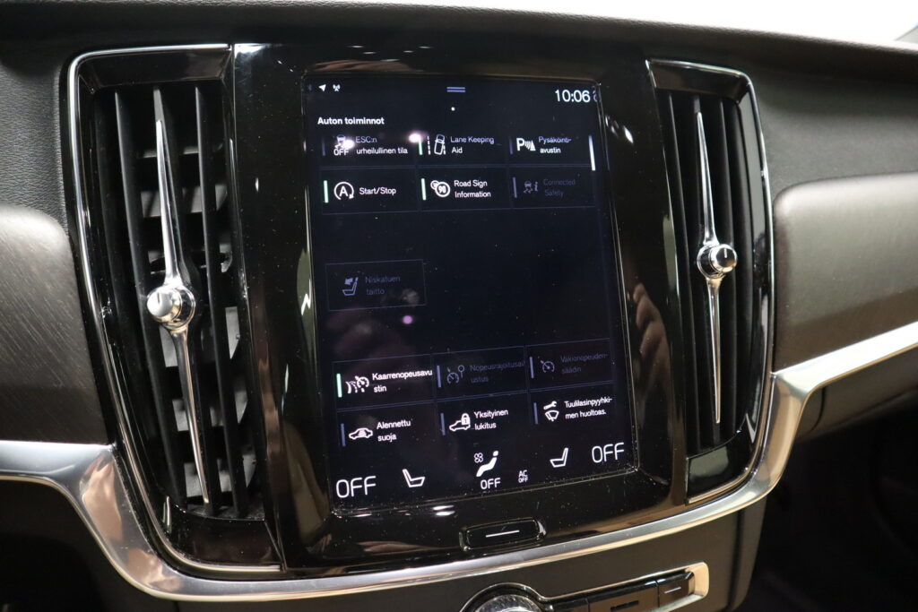 Volvo V90 Cross Country, image 13
