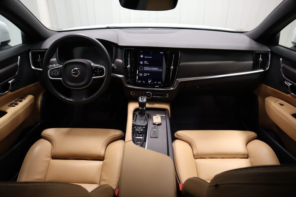 Volvo V90 Cross Country, image 5