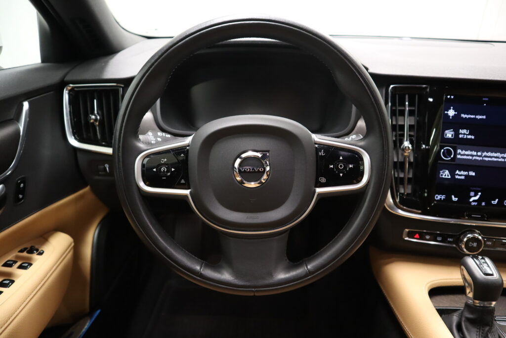 Volvo V90 Cross Country, image 6