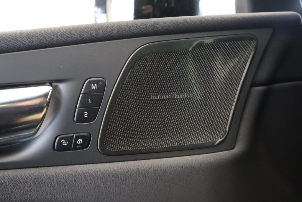 Volvo XC60, image 17