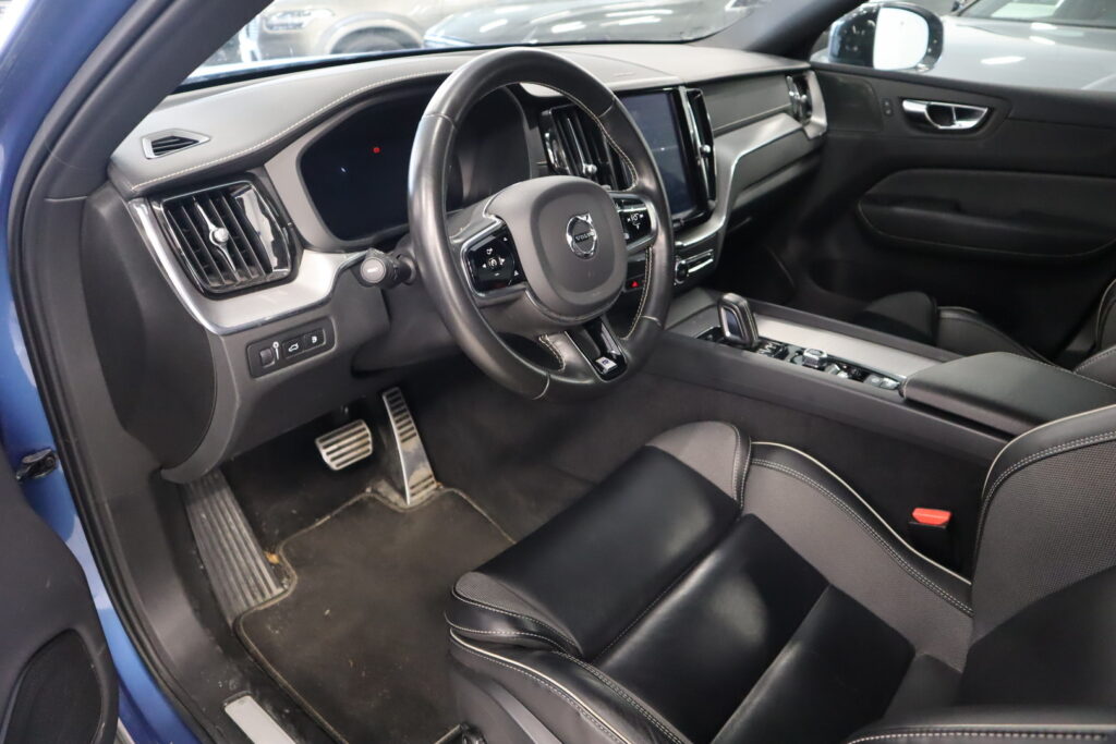 Volvo XC60, image 8