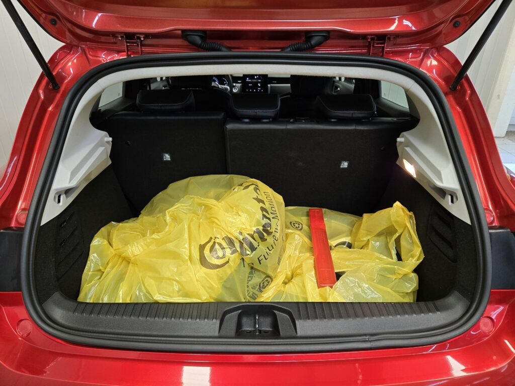 Renault Clio, image 17