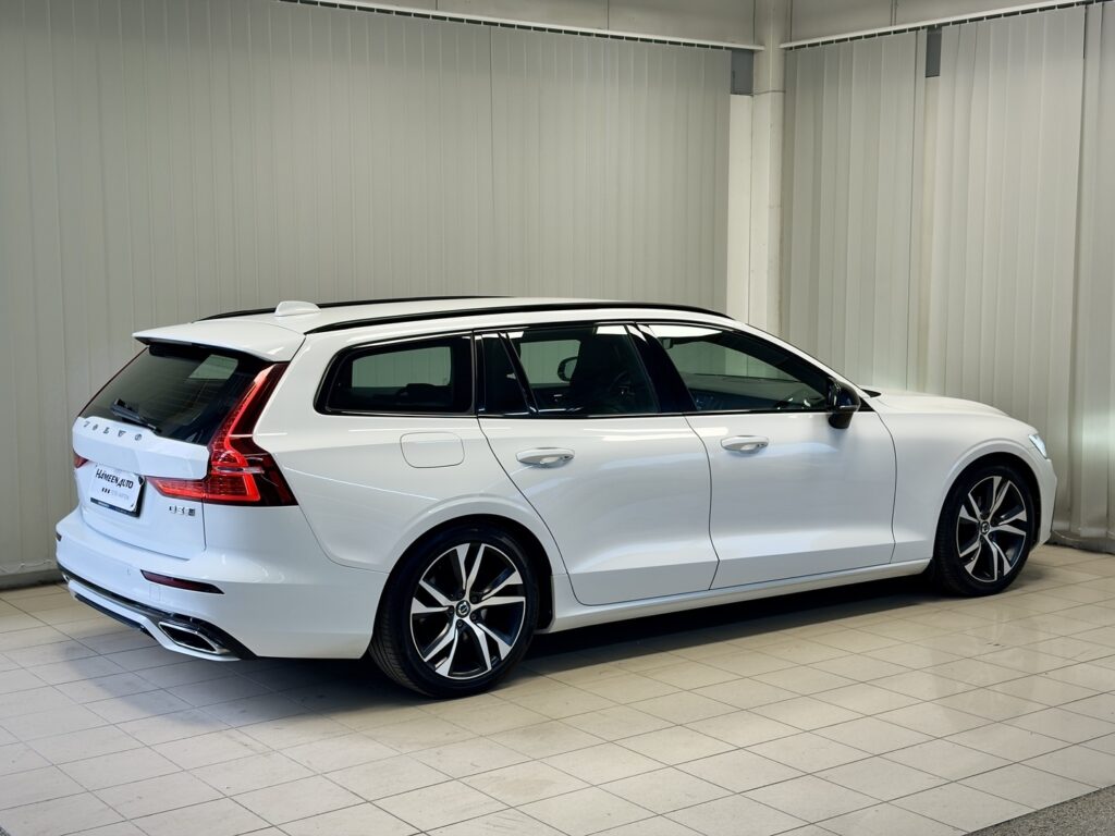 Volvo V60, image 3
