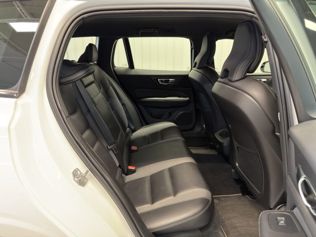 Volvo V60, image 7