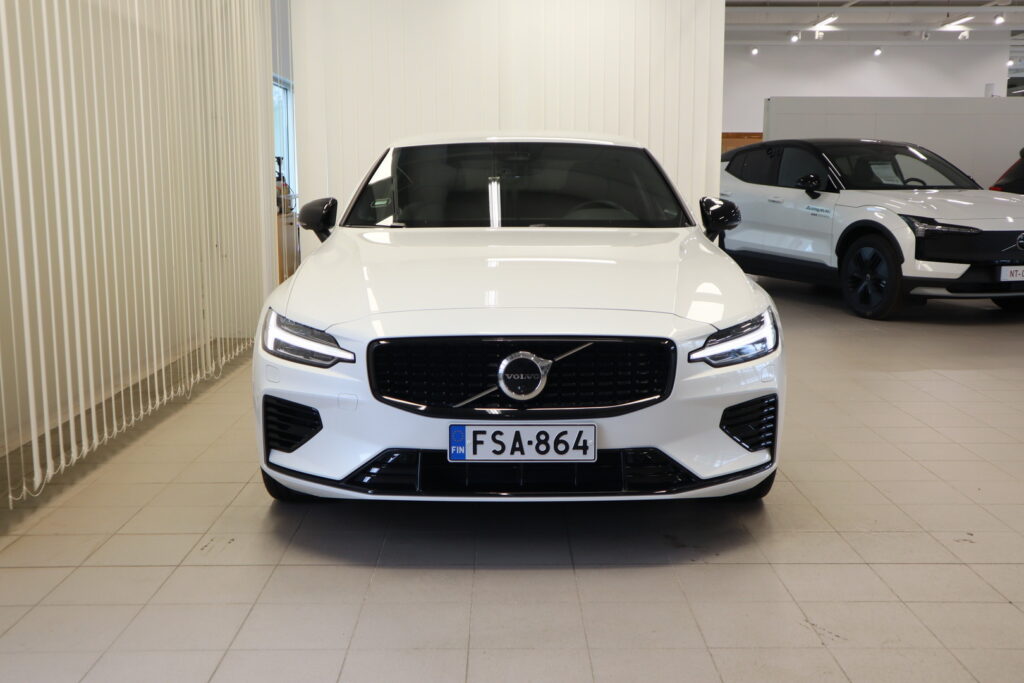 Volvo S60, image 2