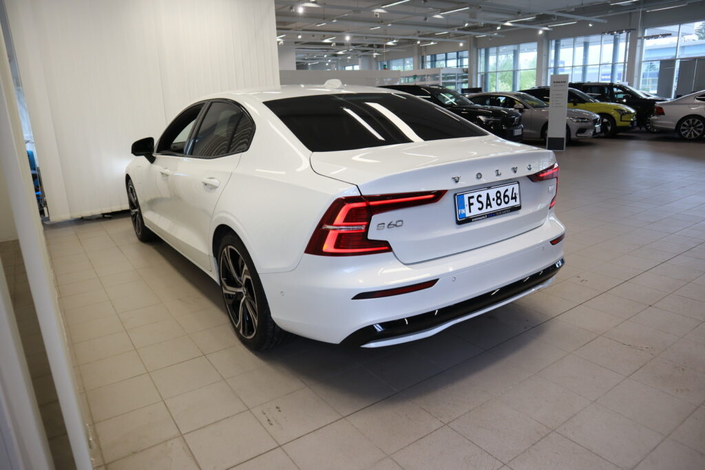 Volvo S60, image 7