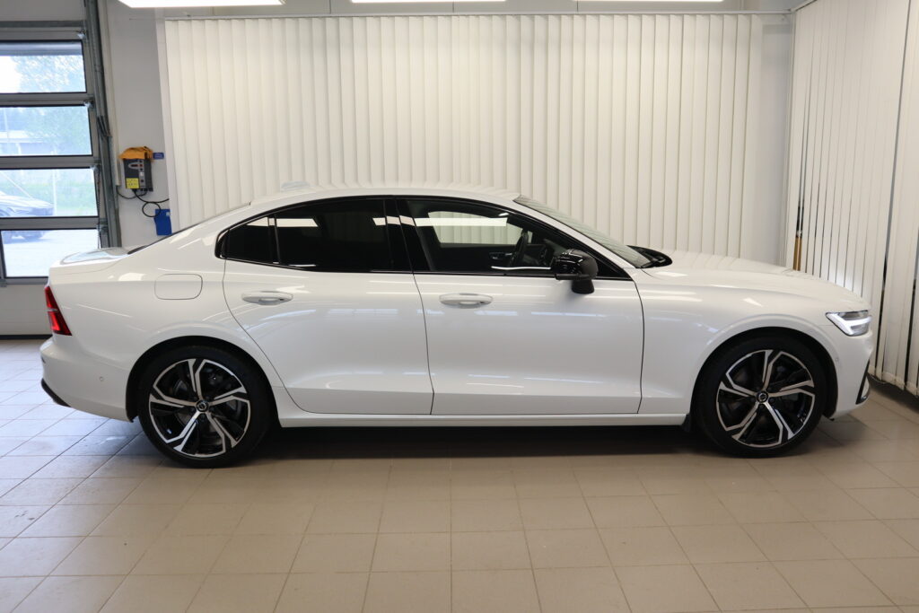 Volvo S60, image 8