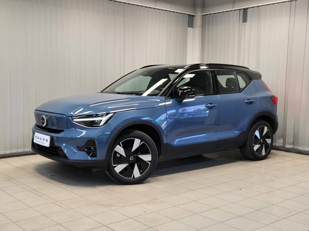 Volvo XC40, image 2