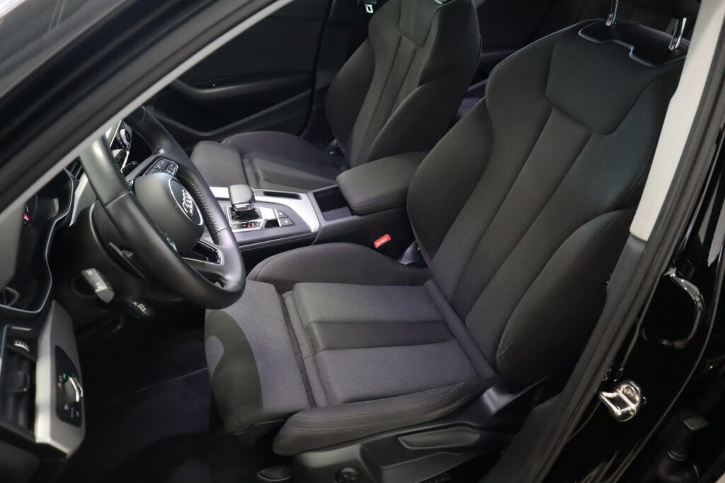 Audi A4, image 6