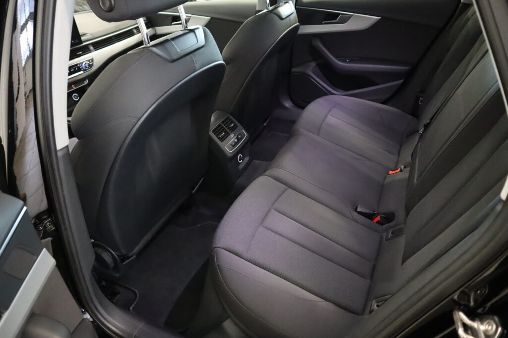 Audi A4, image 7