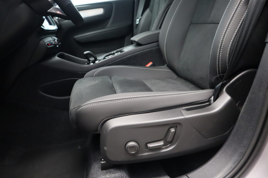 Volvo XC40, image 11