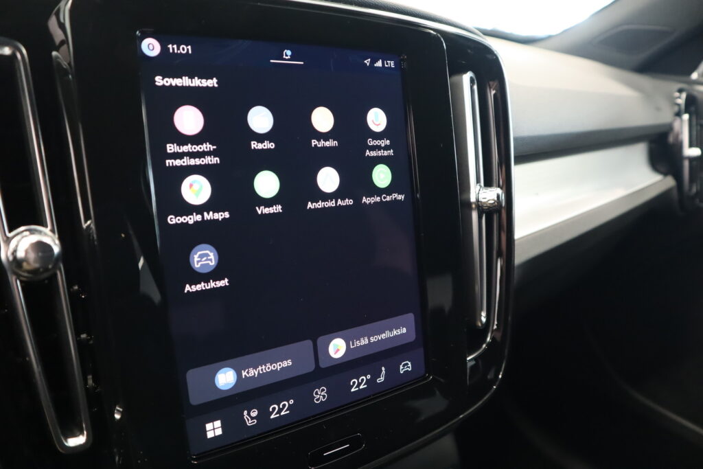 Volvo XC40, image 18