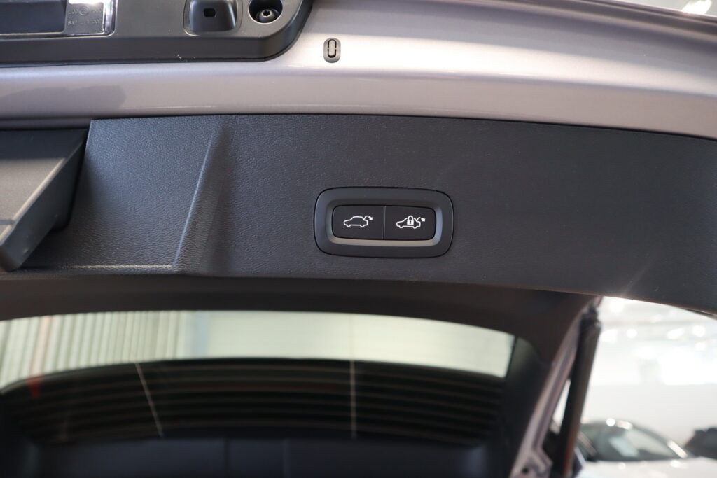 Volvo XC40, image 21