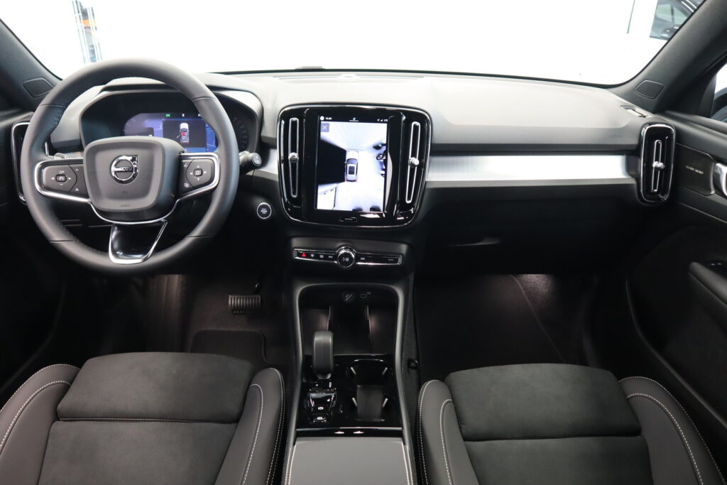 Volvo XC40, image 7