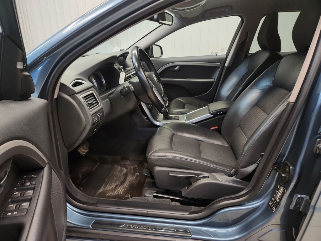Volvo V70, image 6