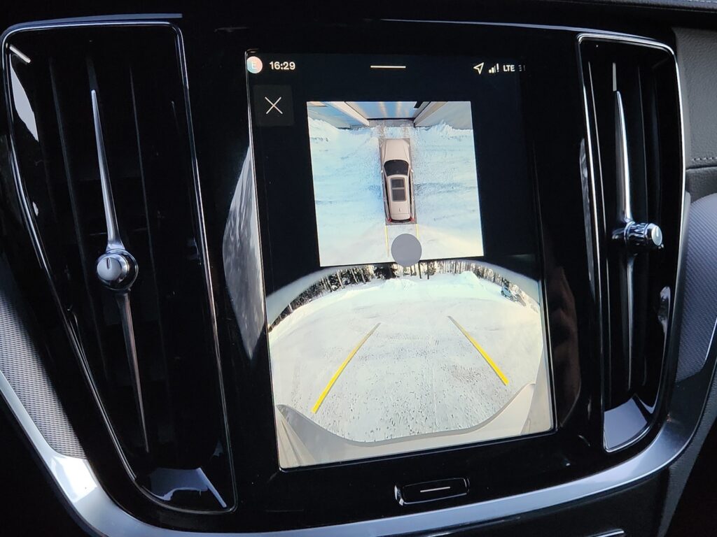 Volvo V60, image 13