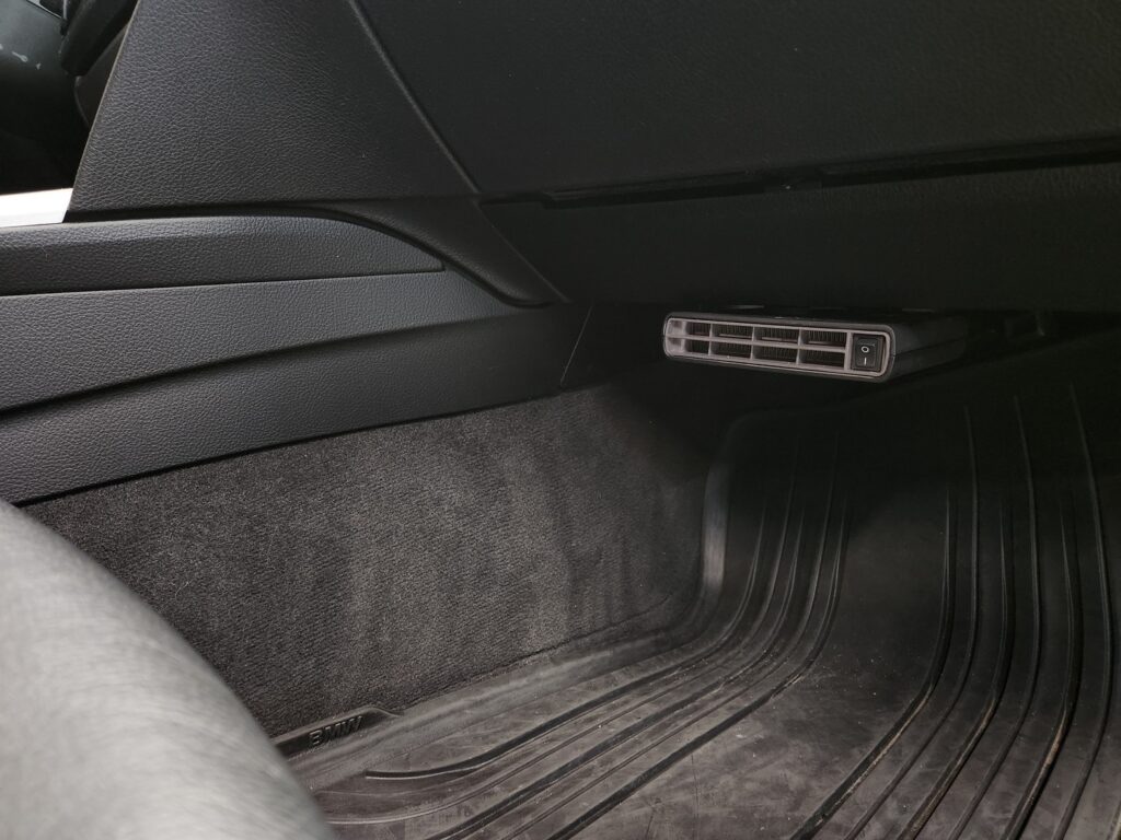 BMW 320, image 12