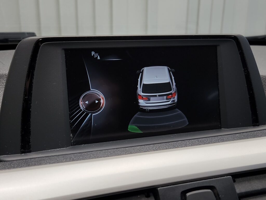 BMW 320, image 15