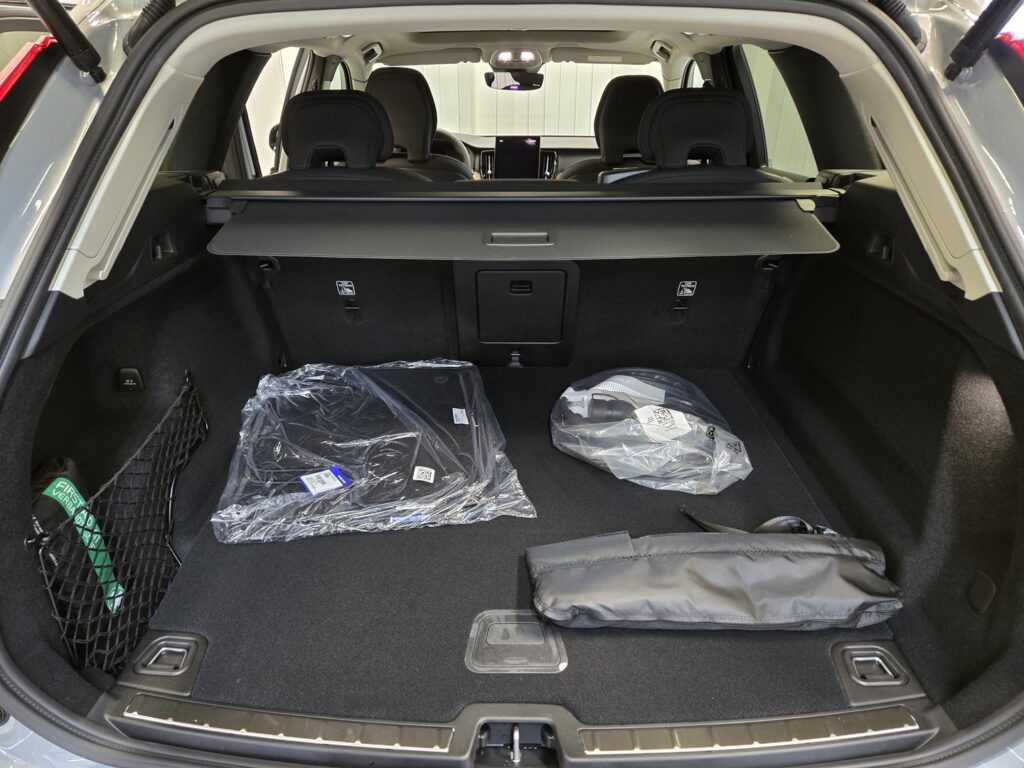 Volvo XC60, image 17
