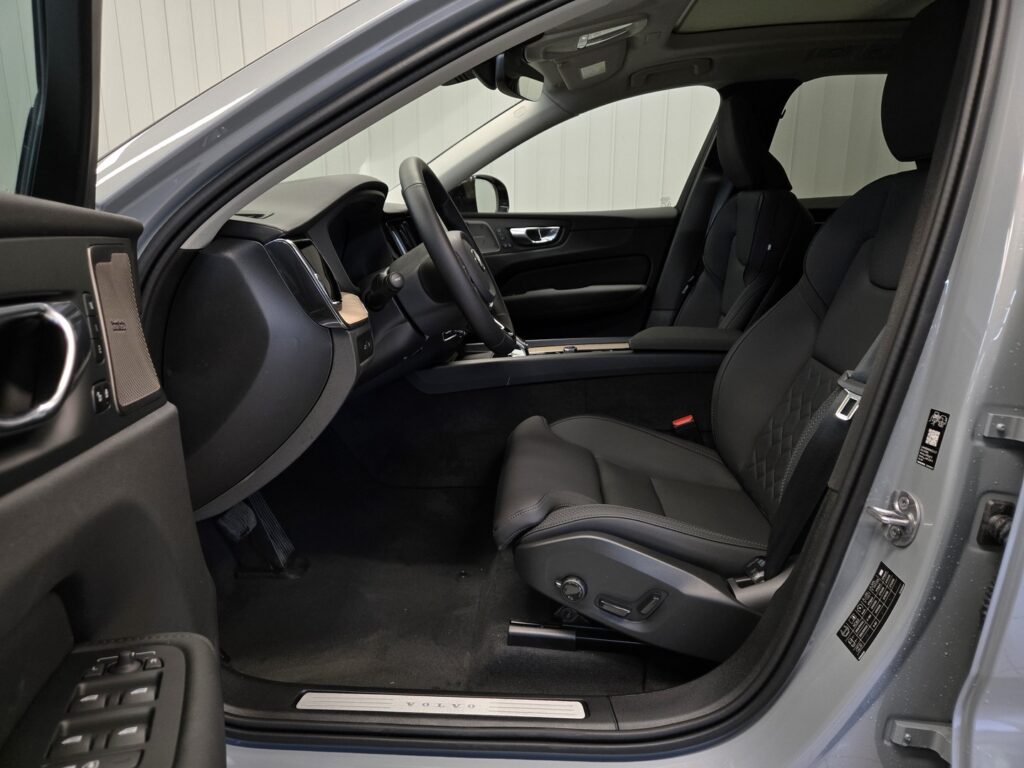 Volvo XC60, image 6