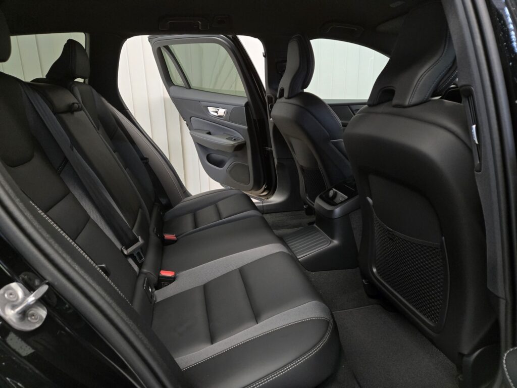 Volvo V60, image 8