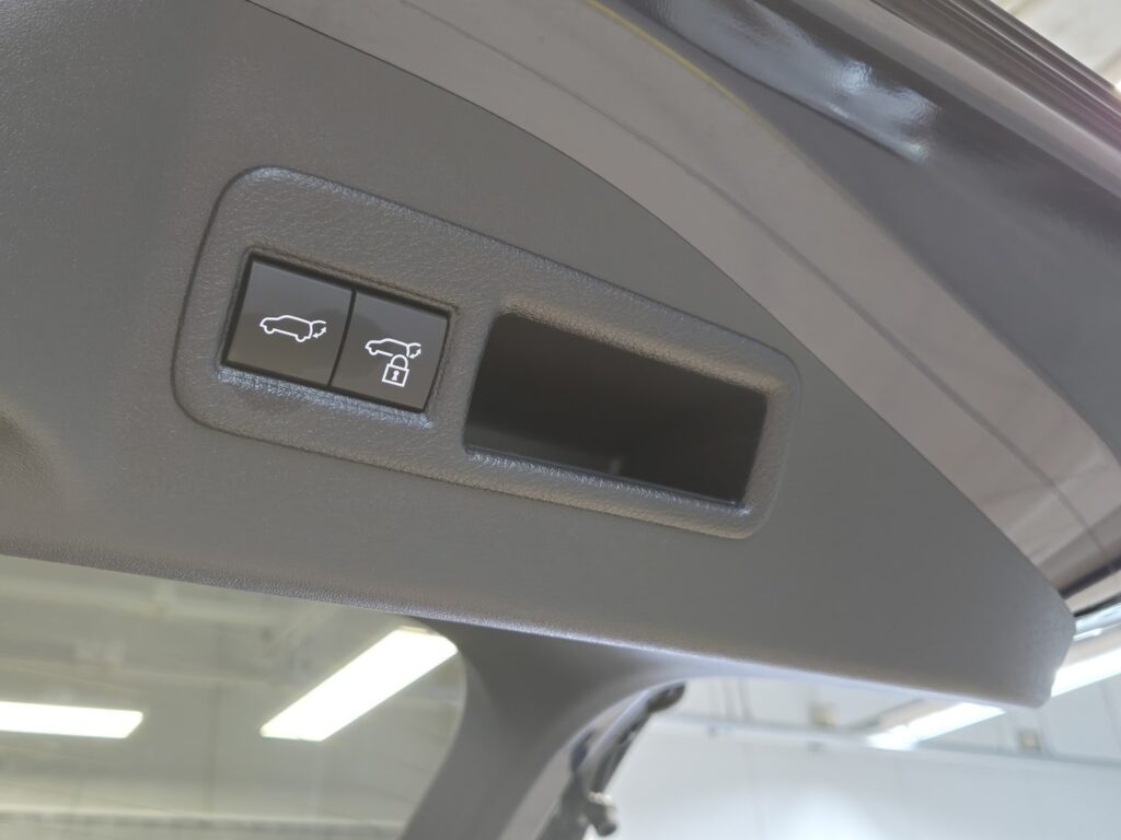 Toyota bZ4X, image 17