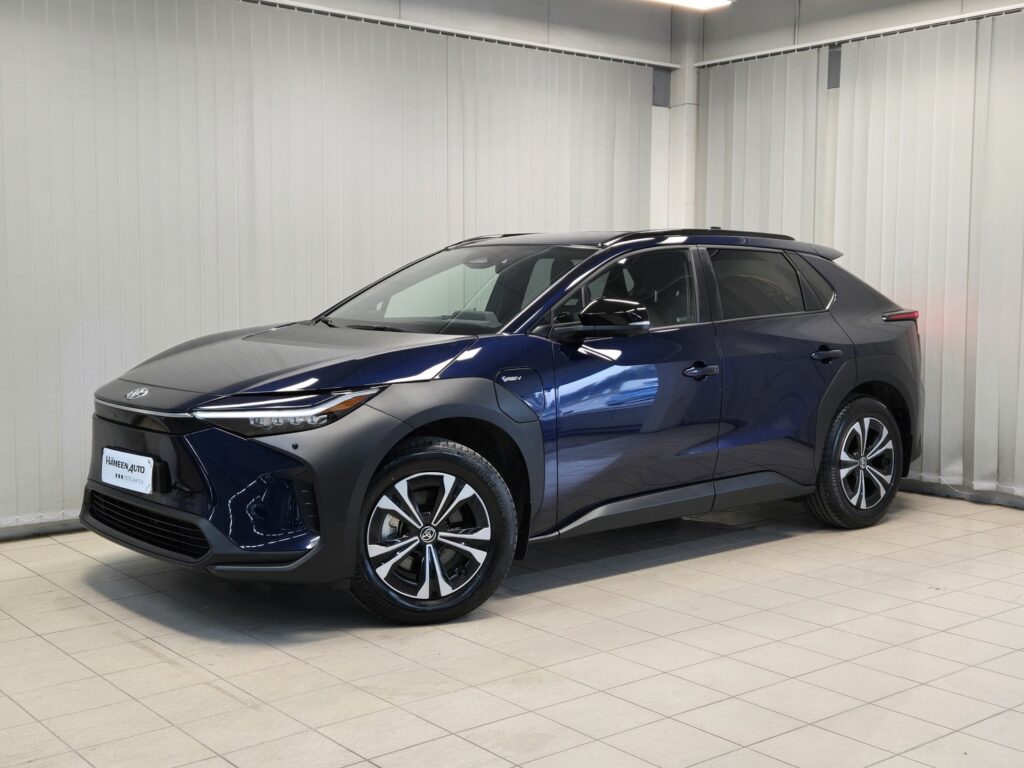 Toyota bZ4X, image 2