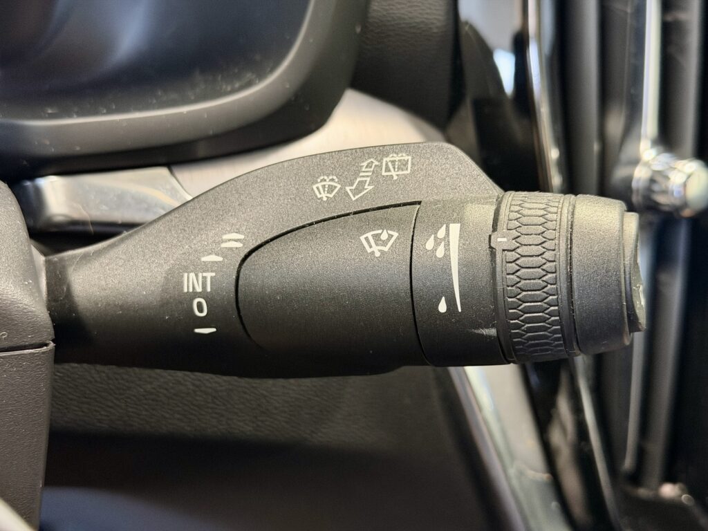Volvo V60, image 27