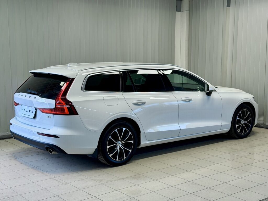 Volvo V60, image 5