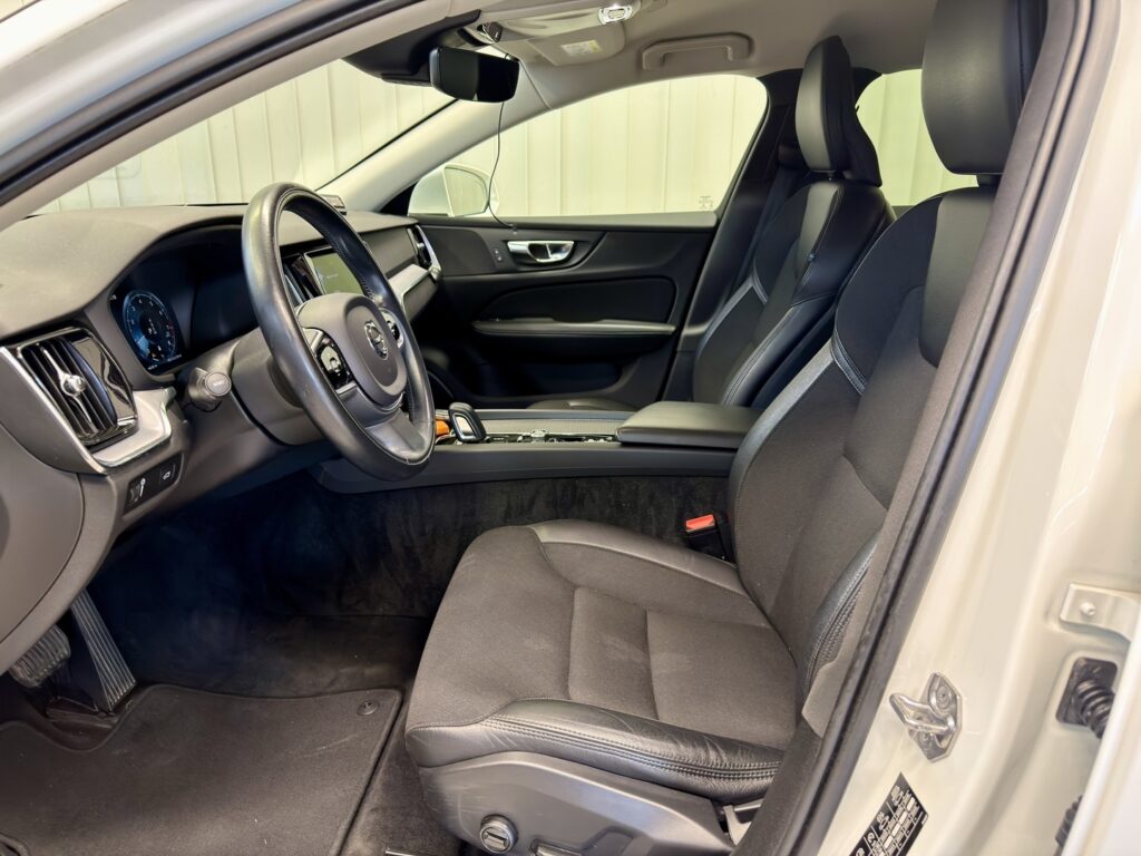 Volvo V60, image 7