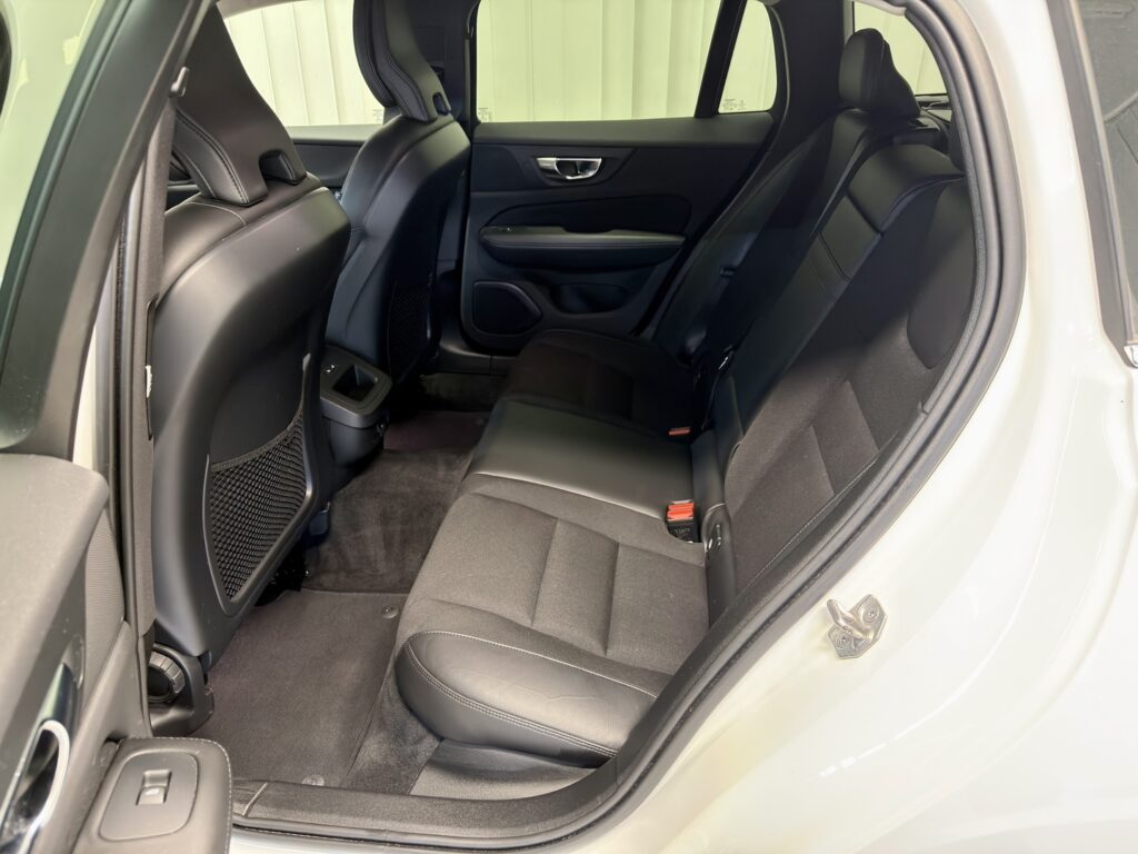 Volvo V60, image 9