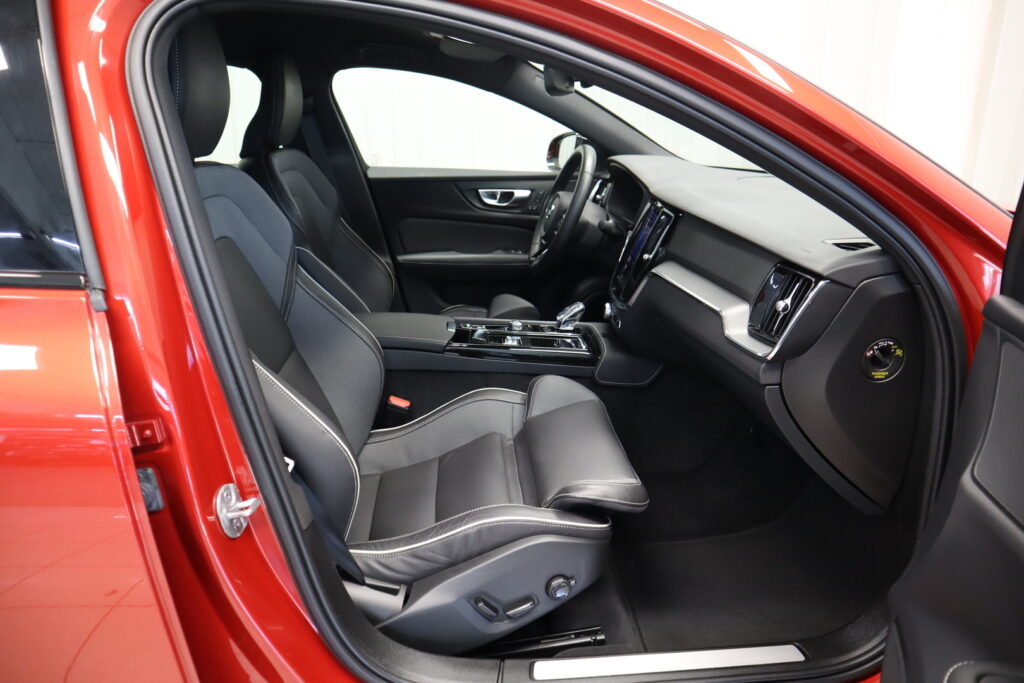 Volvo S60, image 21