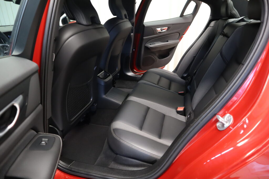 Volvo S60, image 24