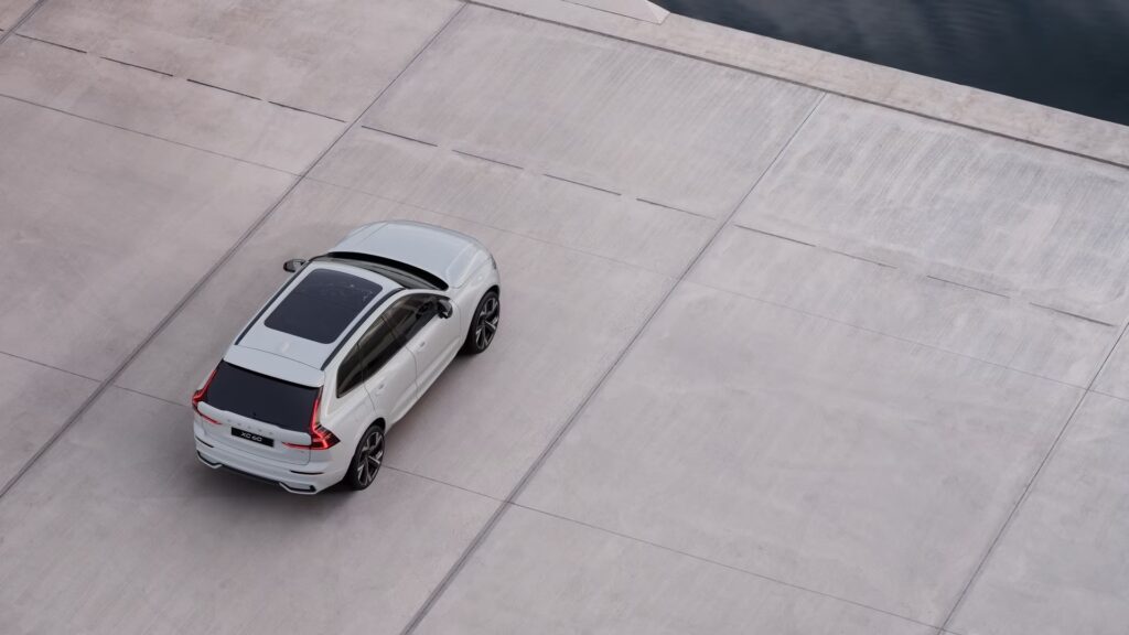 Volvo XC60, image 2