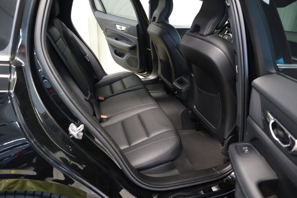 Volvo V60, image 20