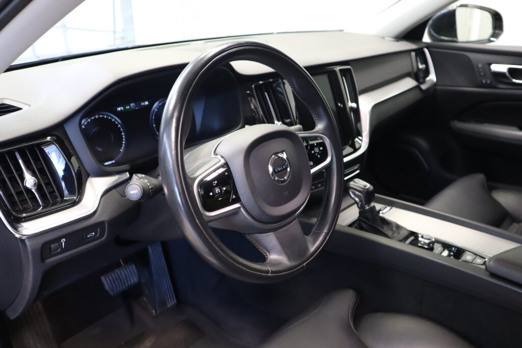 Volvo V60, image 8