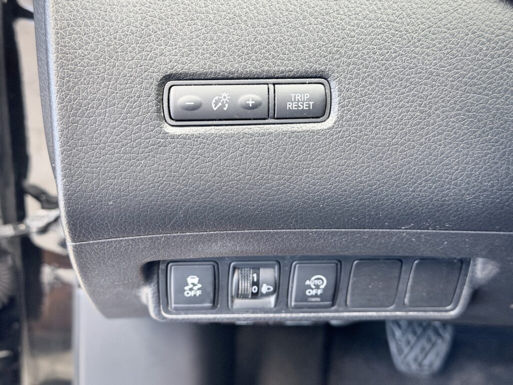 Nissan Pulsar, image 16