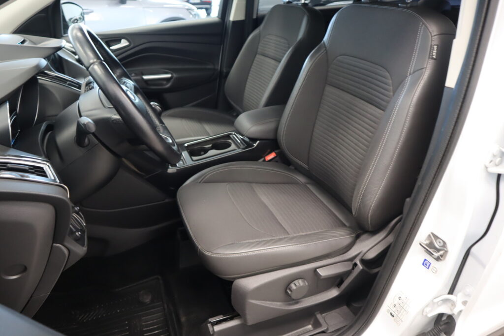 Ford Kuga, image 10