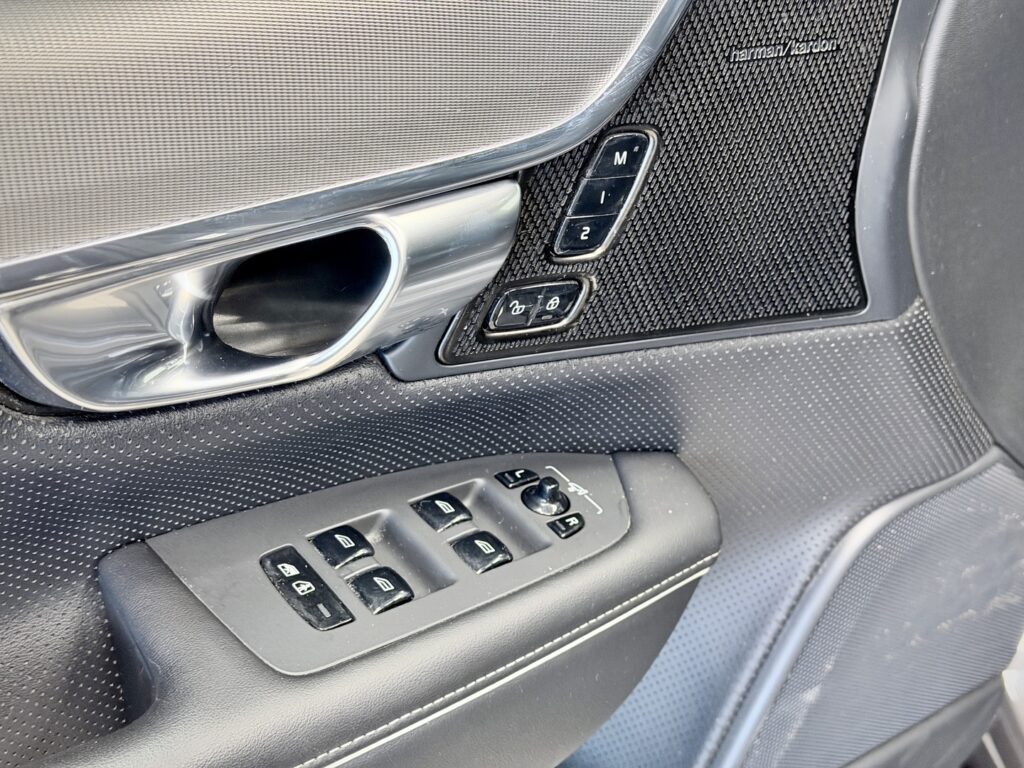 Volvo V90, image 27