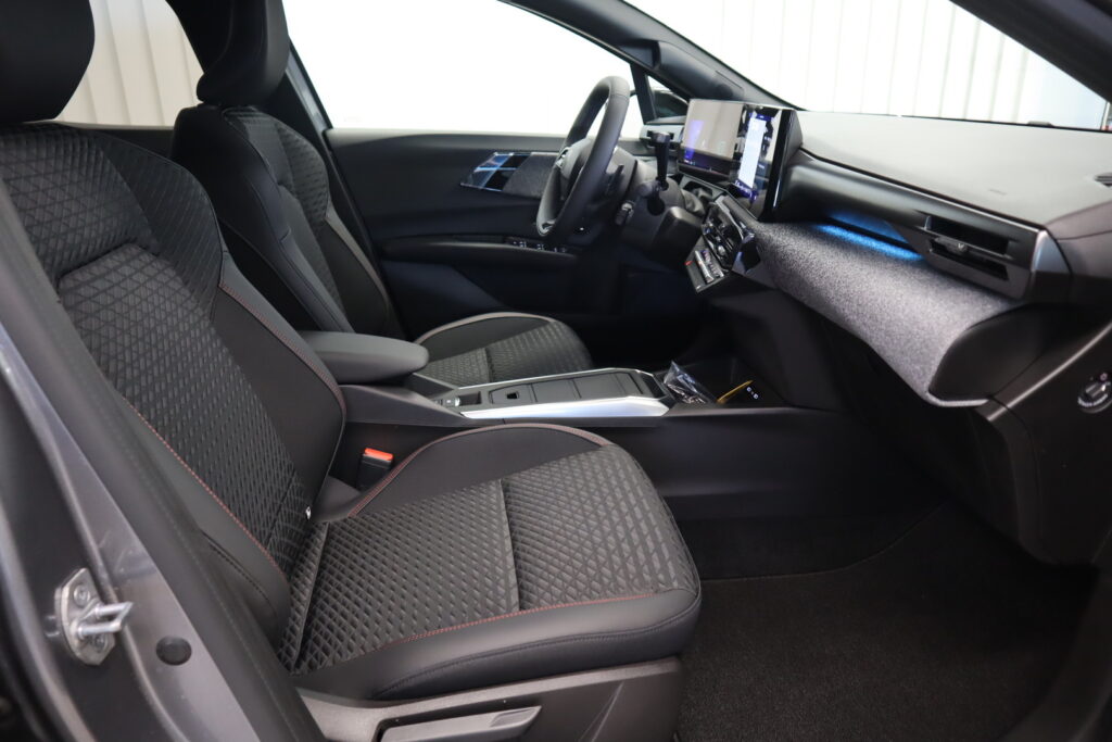 Renault Clio, image 11