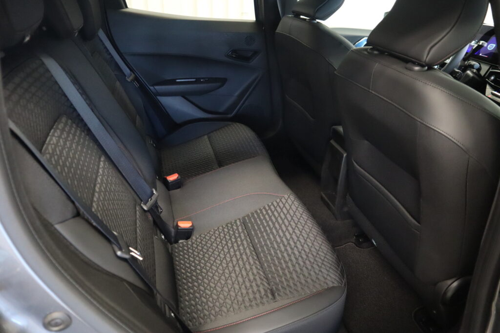 Renault Clio, image 13