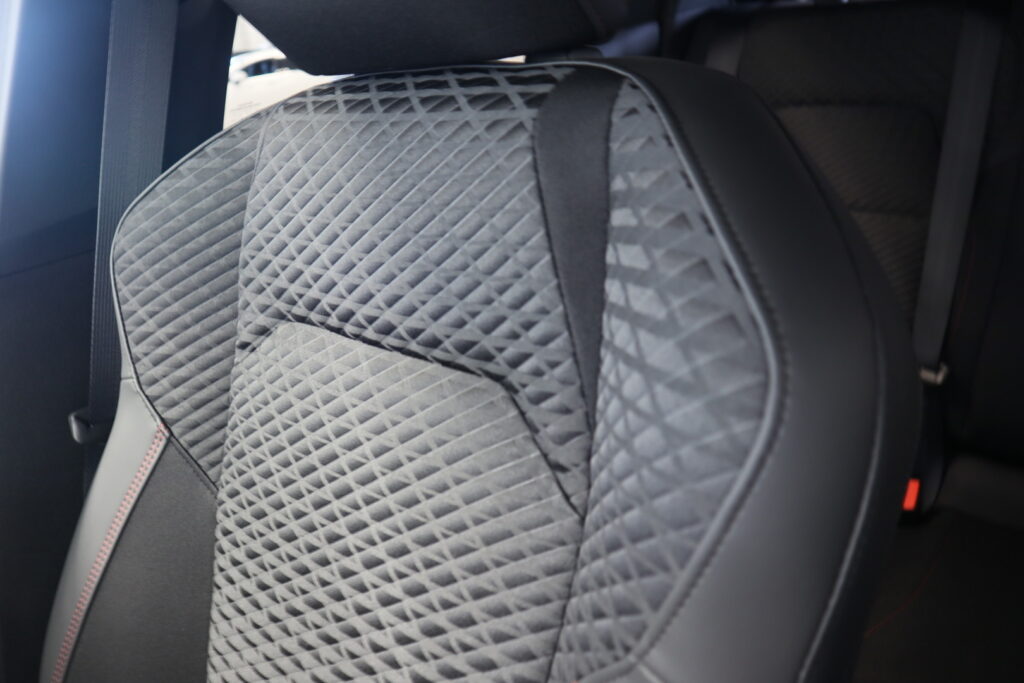 Renault Clio, image 18