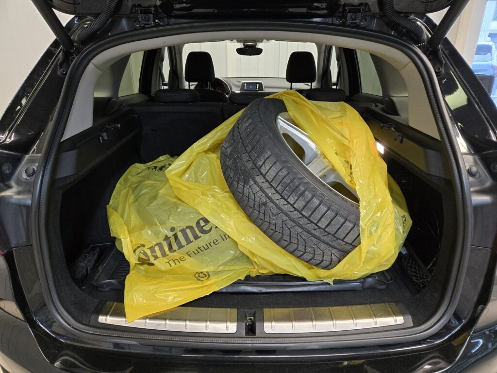 BMW X1, image 17
