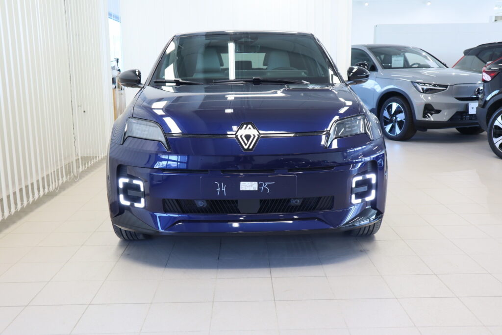 Renault 5, image 2