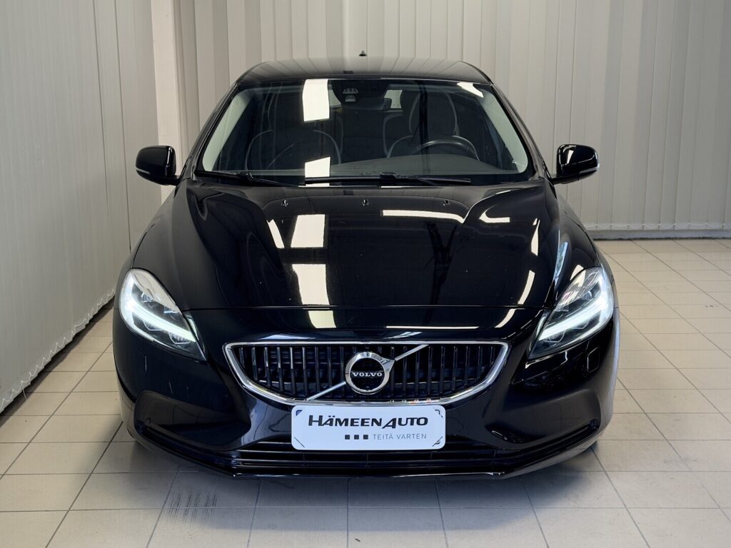 Volvo V40, image 2