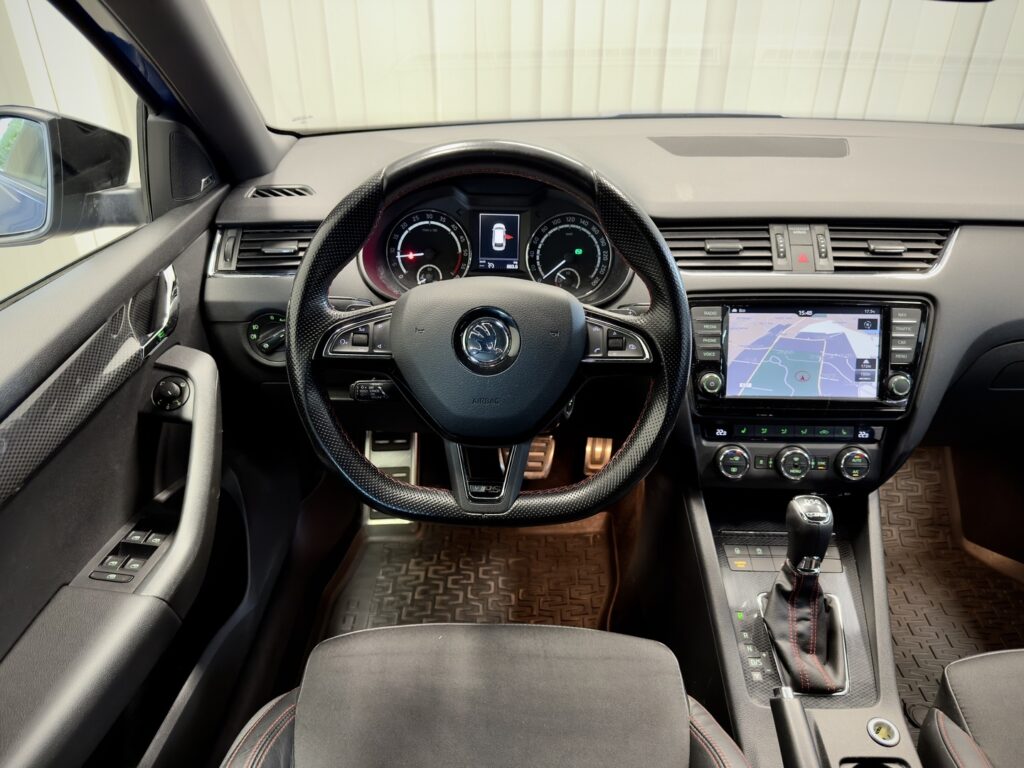 Skoda Octavia, image 11